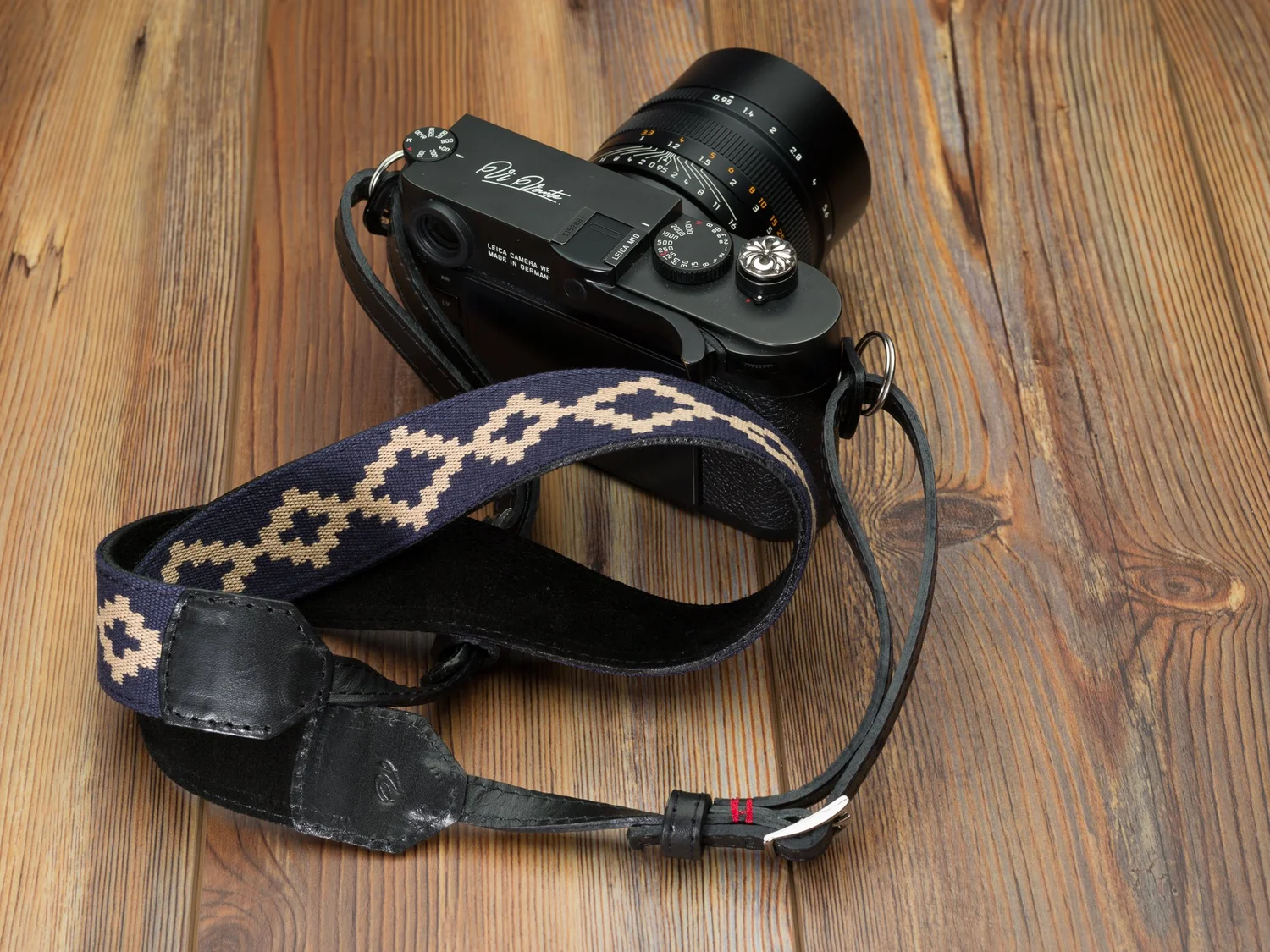 The Vi Vante Gaucho "La Pampa" Leather Camera Strap; Adustable Fits Slotted and Lug Mounts, image 14
