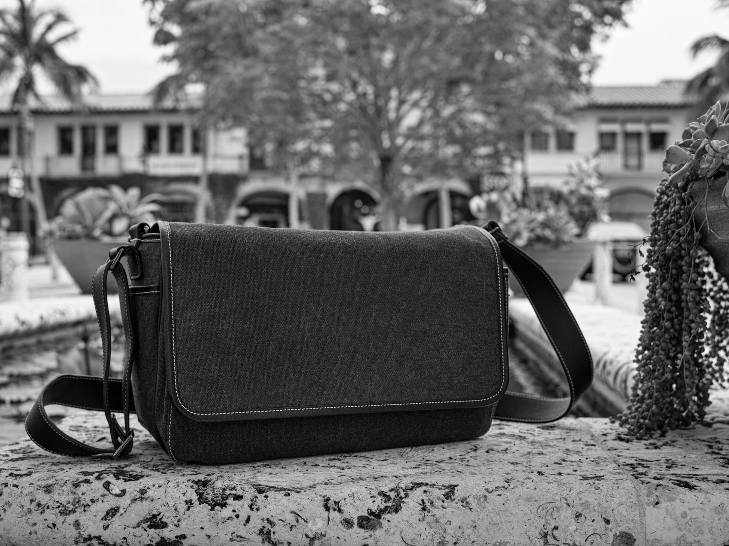 Waxed Canvas & Leather Camera bag by Vi Vante microsuede interior luxury designer Palm Beach