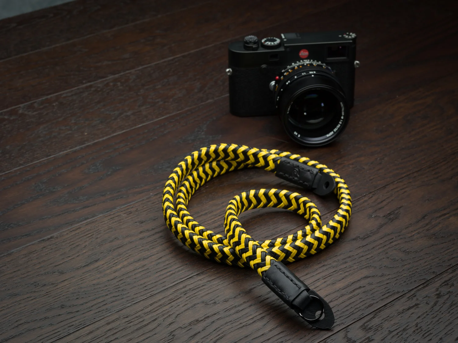 Vi Vante Matador "Batman" Yellow and Black Braided Leather Camera Strap, image 3