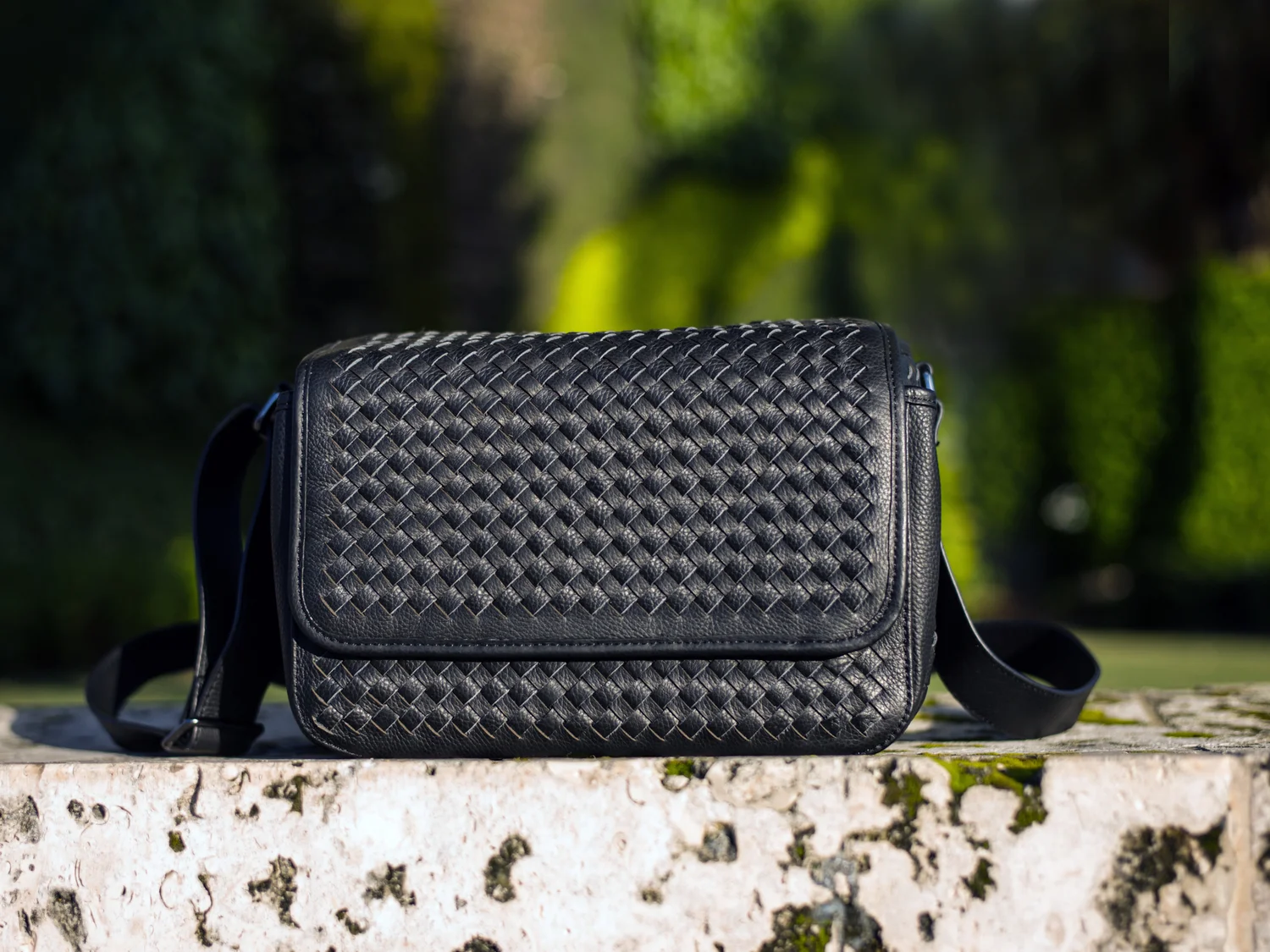 Vi Vante "Targa" Hand Woven Leather Camera Bag with Inside Bag, image 13