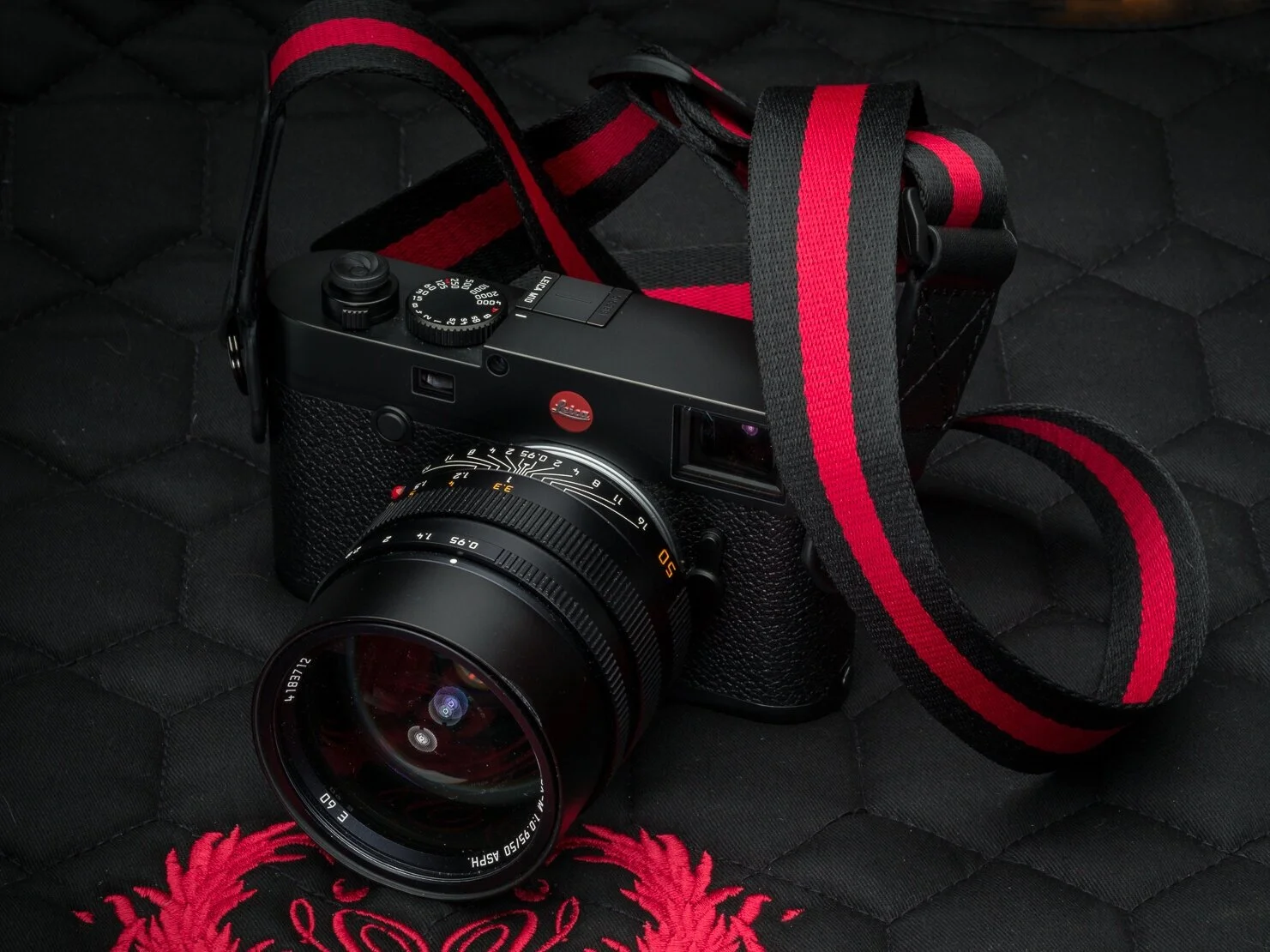Vi Vante Regent Adjustable Camera Strap for mirrorless and DSLR's (2 Color Options)