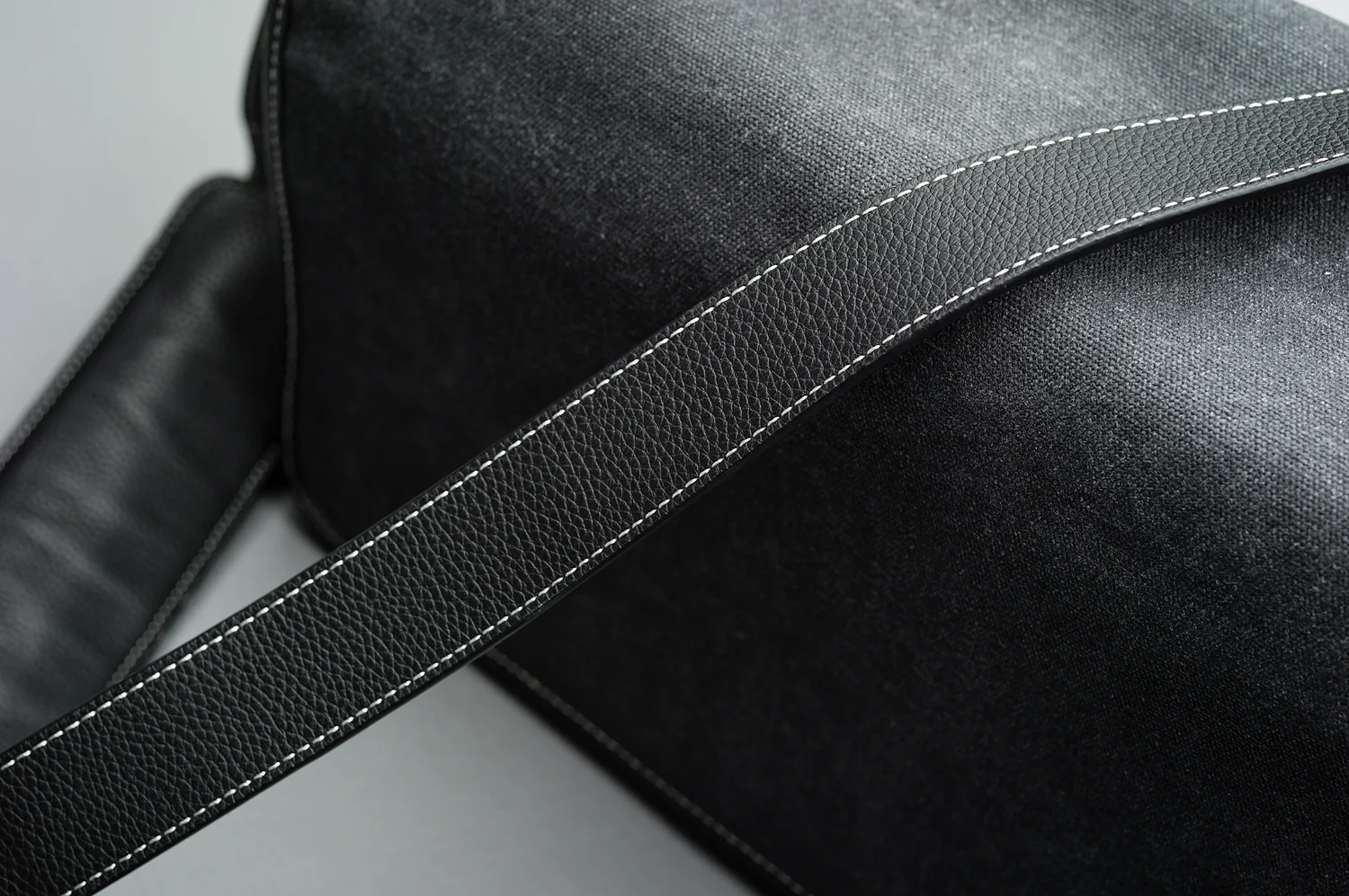 Vi Vante "Daily Driver" Full Size Waxed Canvas and Leather Bag, image 26