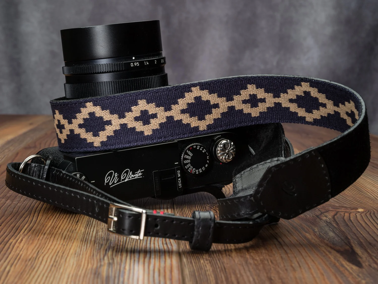 The Vi Vante Gaucho "La Pampa" Leather Camera Strap; Adustable Fits Slotted and Lug Mounts, image 2