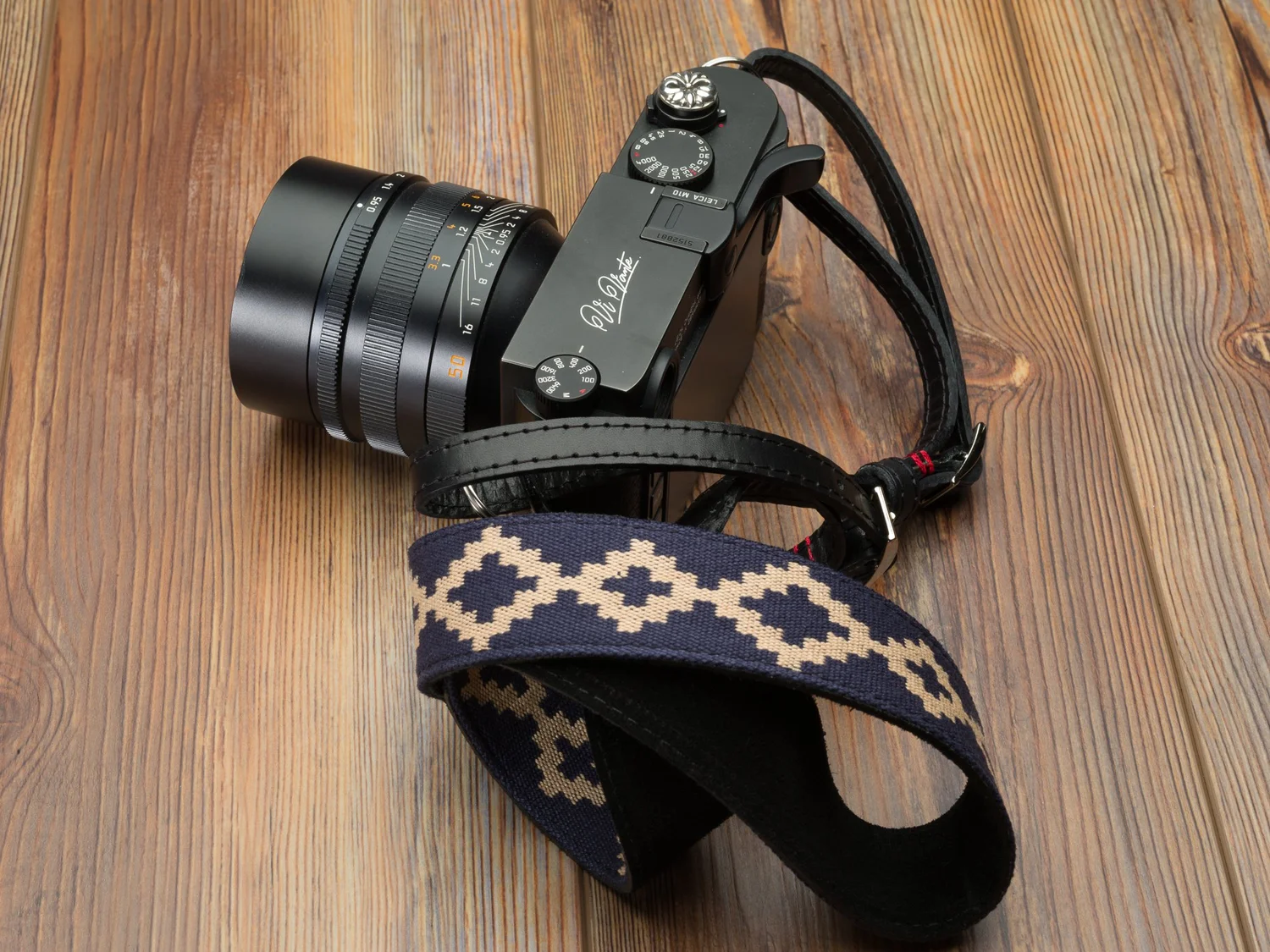 The Vi Vante Gaucho "La Pampa" Leather Camera Strap; Adustable Fits Slotted and Lug Mounts, image 10