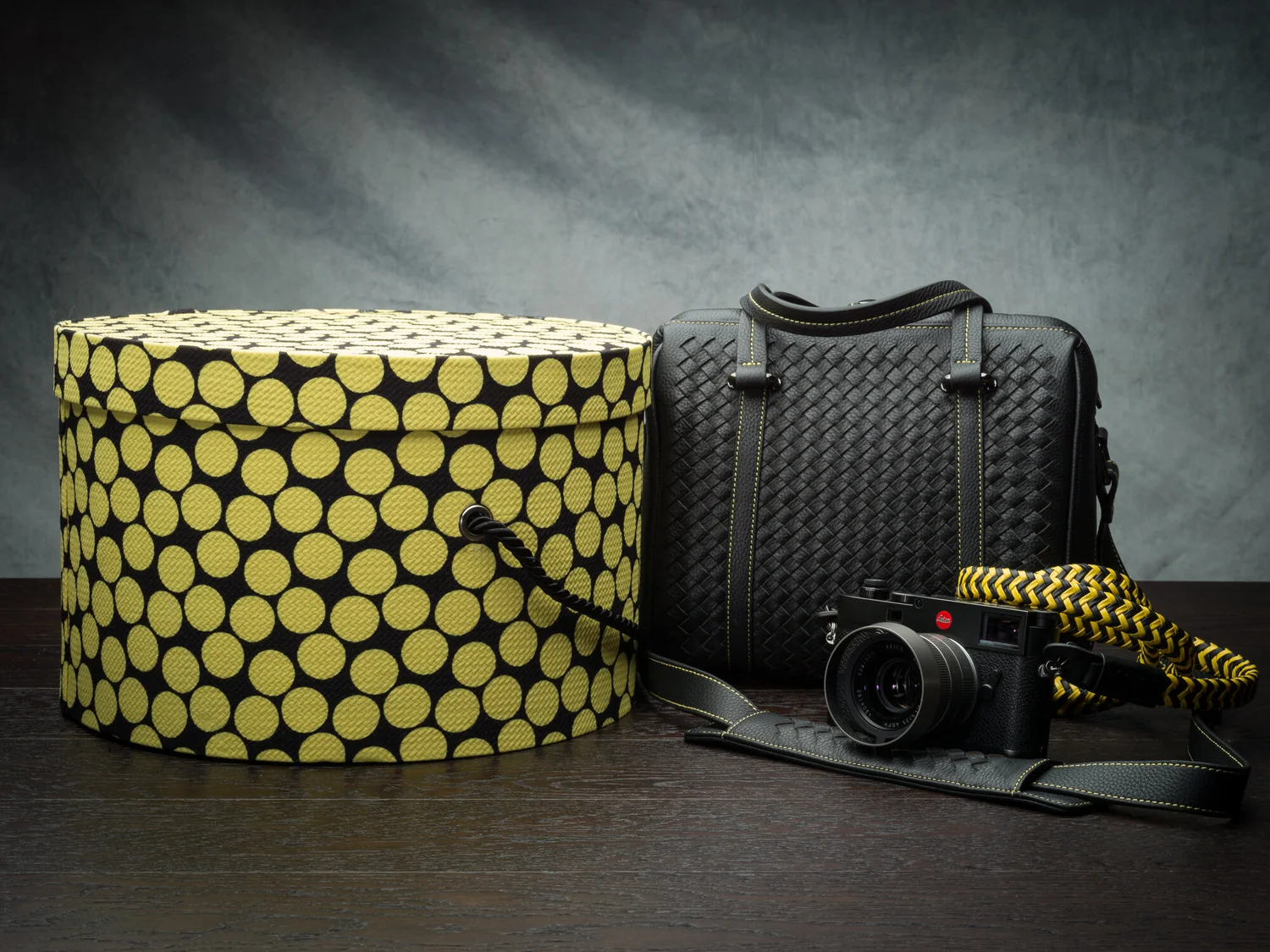 Vi Vante Special Edition BumbleBee Calibre Hand Woven Camera Bag w/ Hat Box and MATADOR, image 1