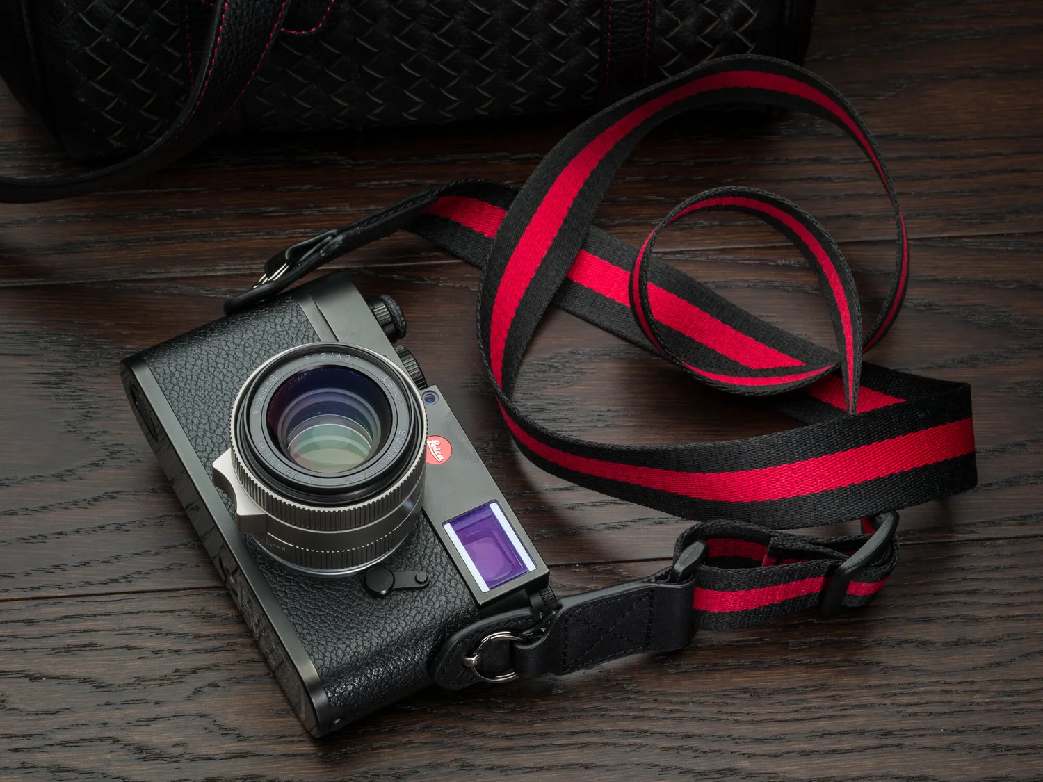 adjustable seatbelt camera strap