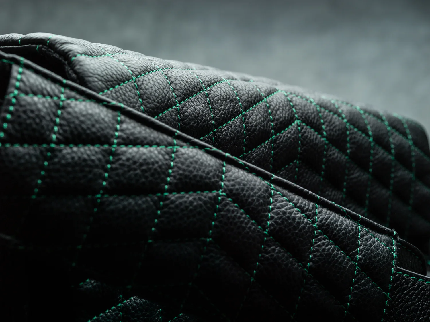 Hulk Green Stitched Leather Quilted Designer Vi Vante Camera Bag for Leica Sony Fuji M9 M10 M240