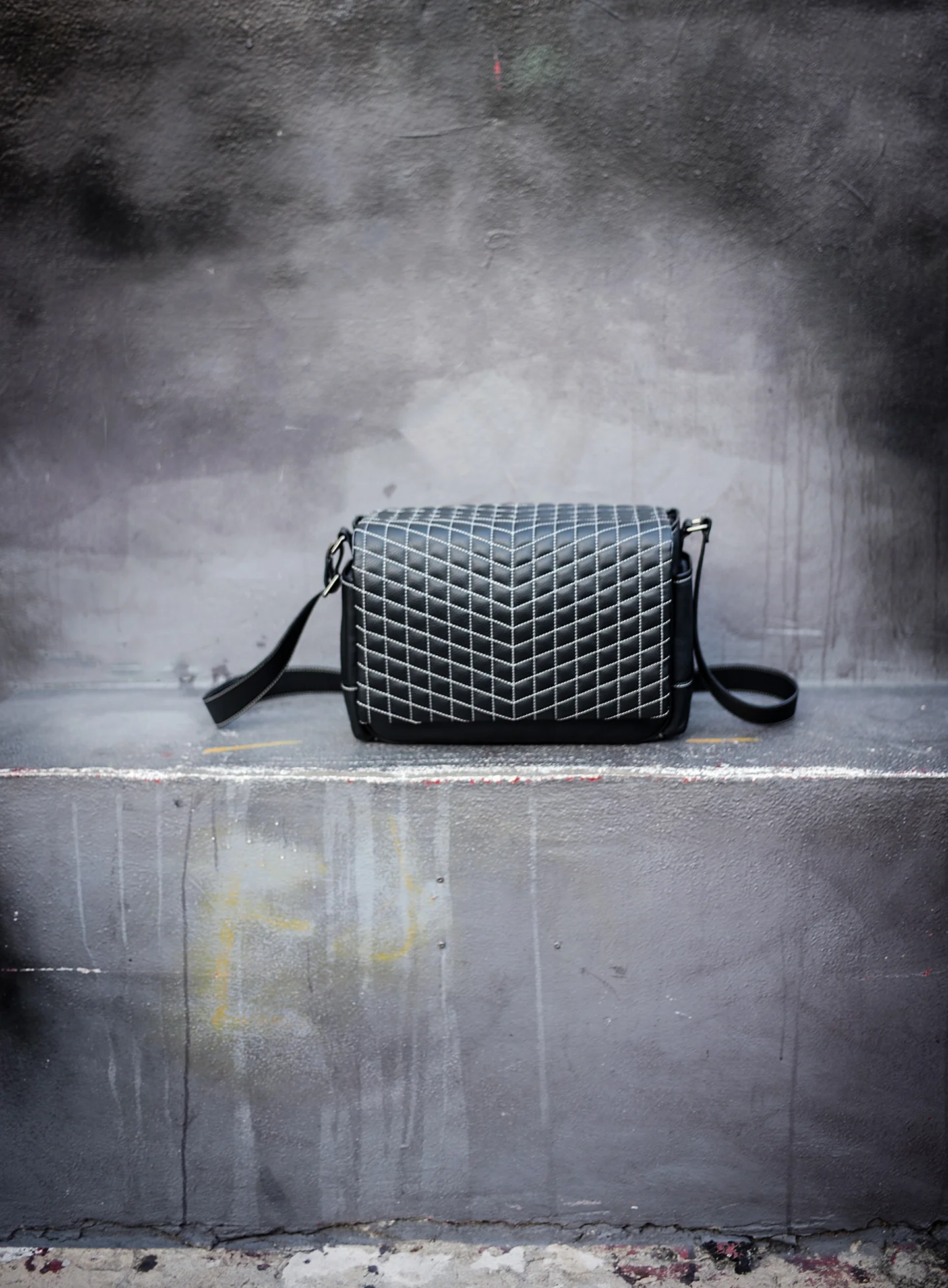 Vi Vante "Exotic" Full Size Quilted Leather Bag , image 42