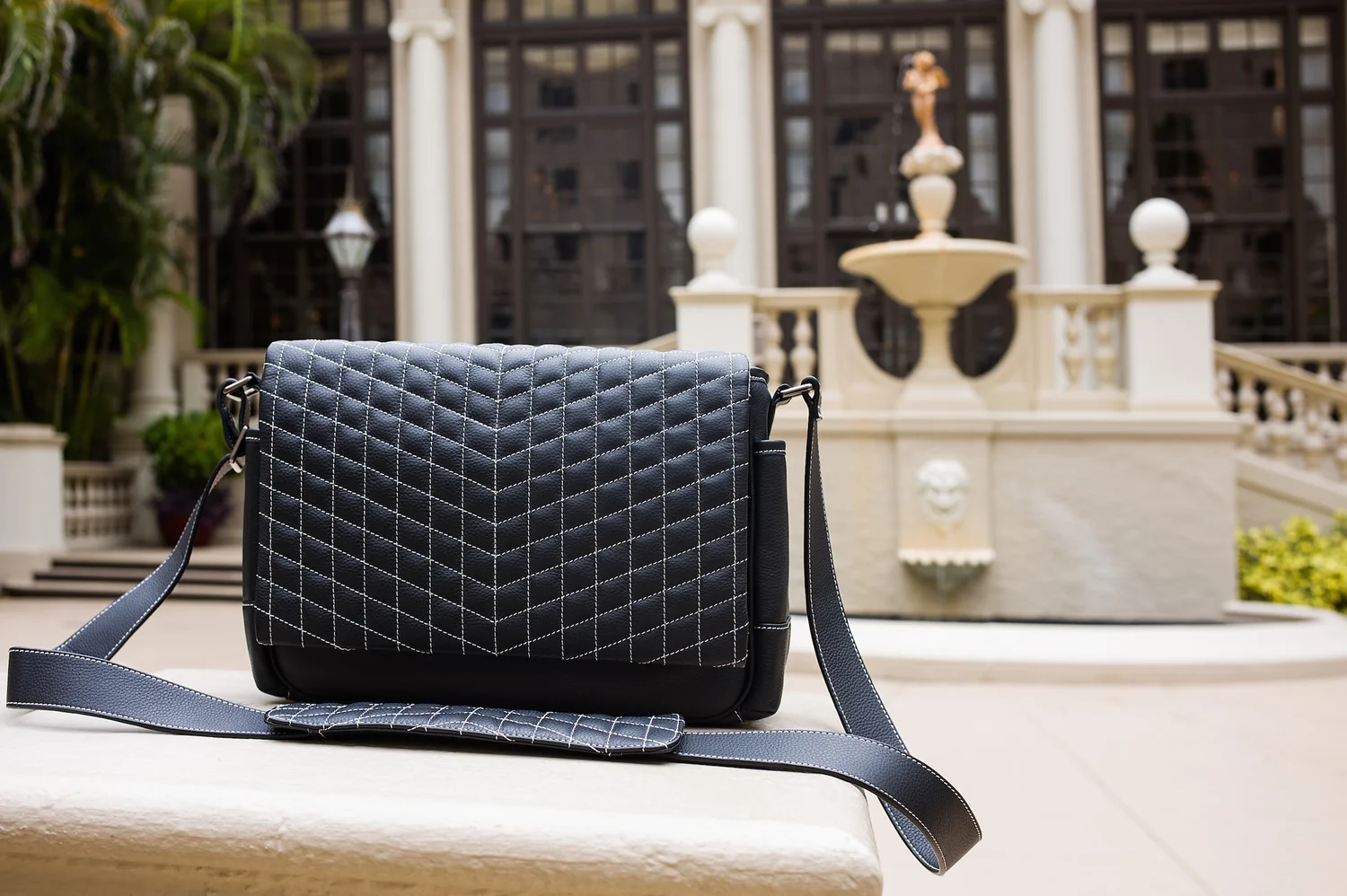 Vi Vante Quilted Leather Designer Camera Bag Luxury Design Leica Camera The Breakers Resort
