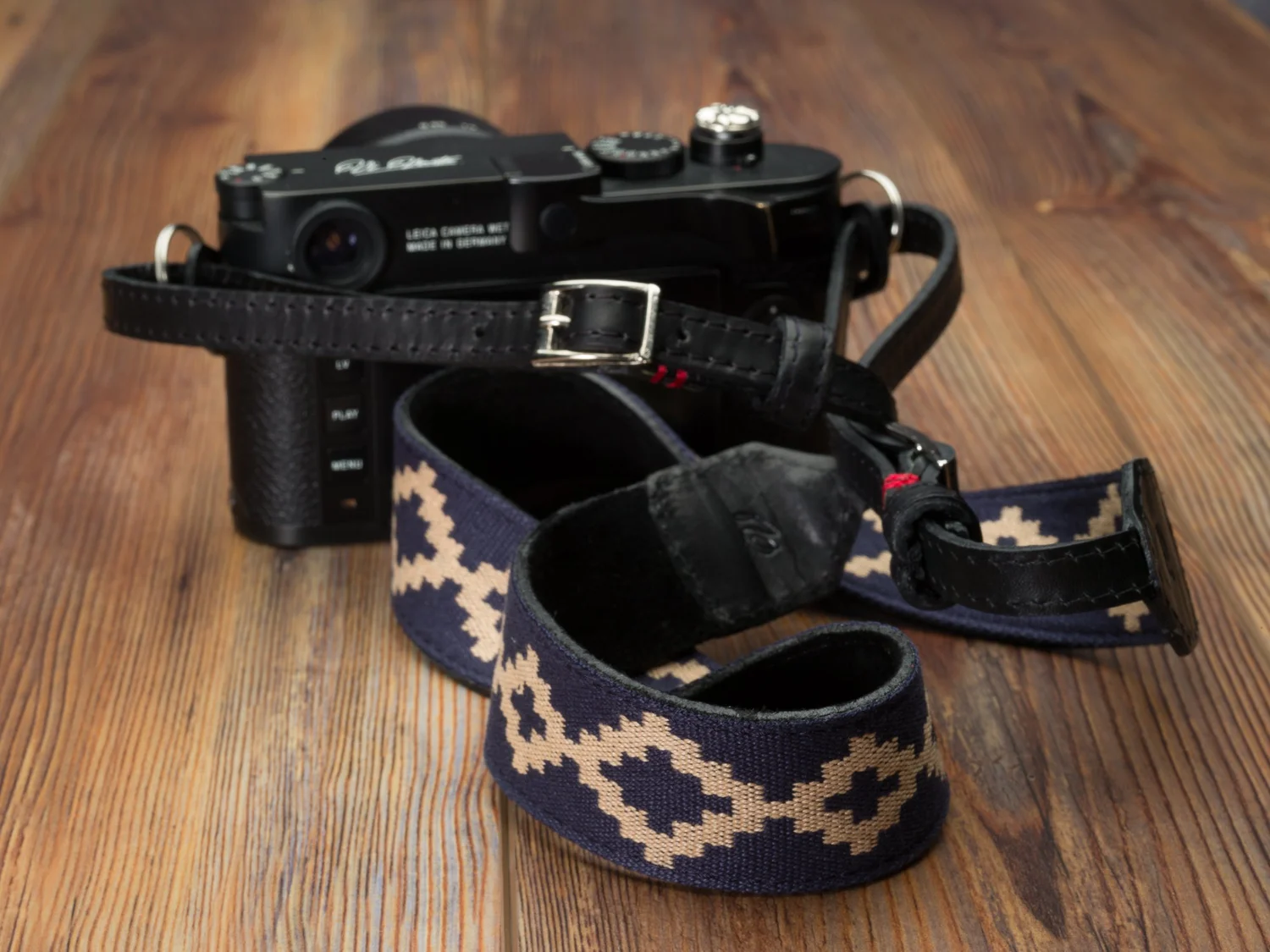 The Vi Vante Gaucho "La Pampa" Leather Camera Strap; Adustable Fits Slotted and Lug Mounts, image 8