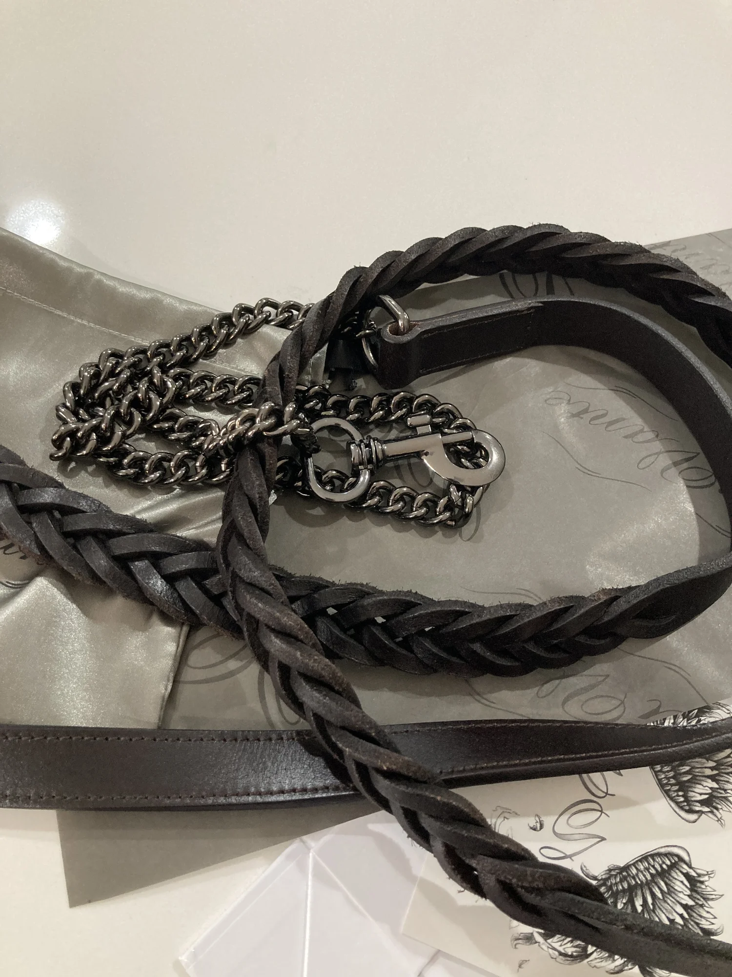 The Vi Vante Stud Chain; Lead Rope with Electroplated Hardware for Shows