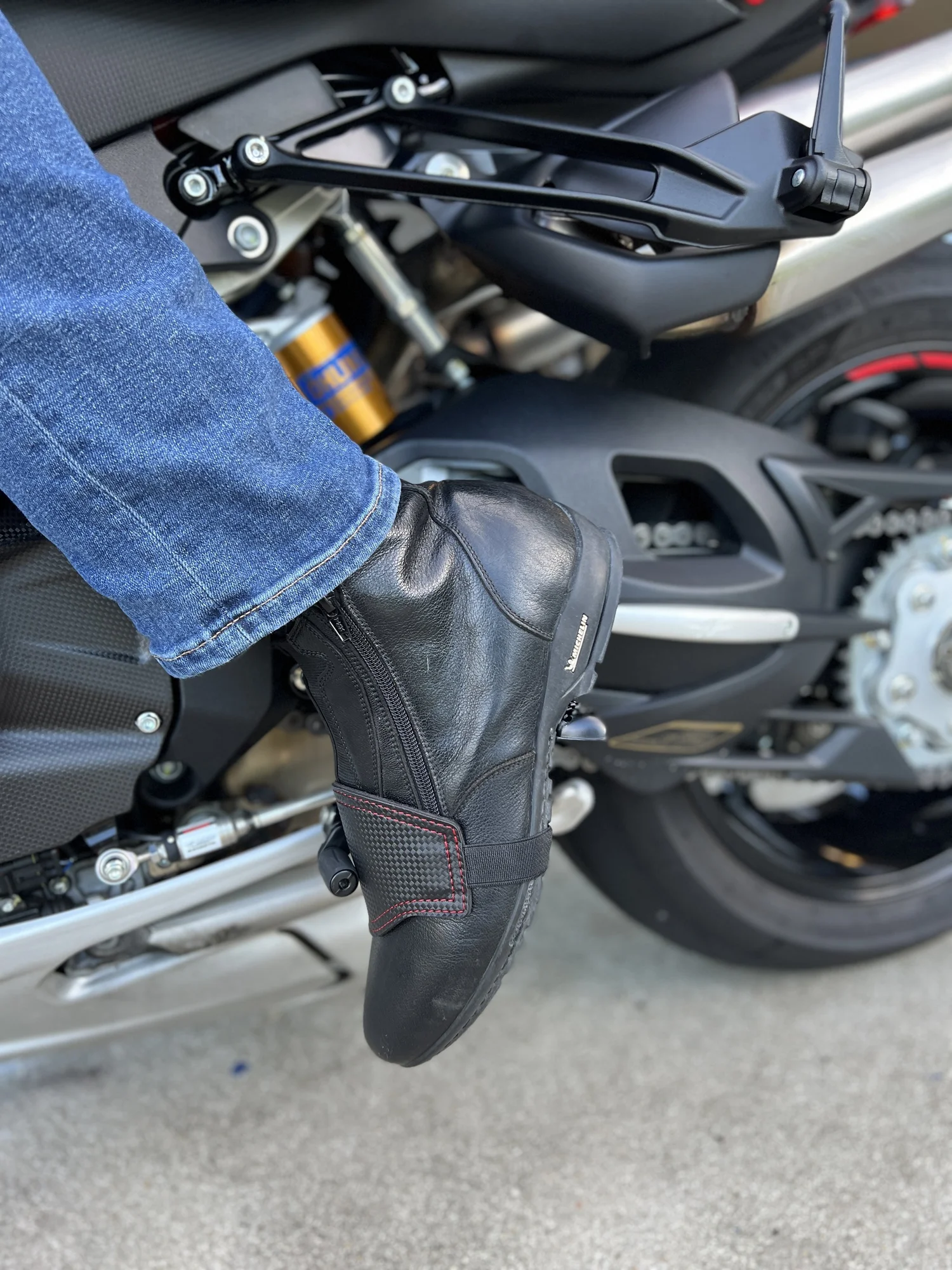 The Vi Vante "Guardian" Motorcycle Toe Guard for Boot & Shoes, image 2