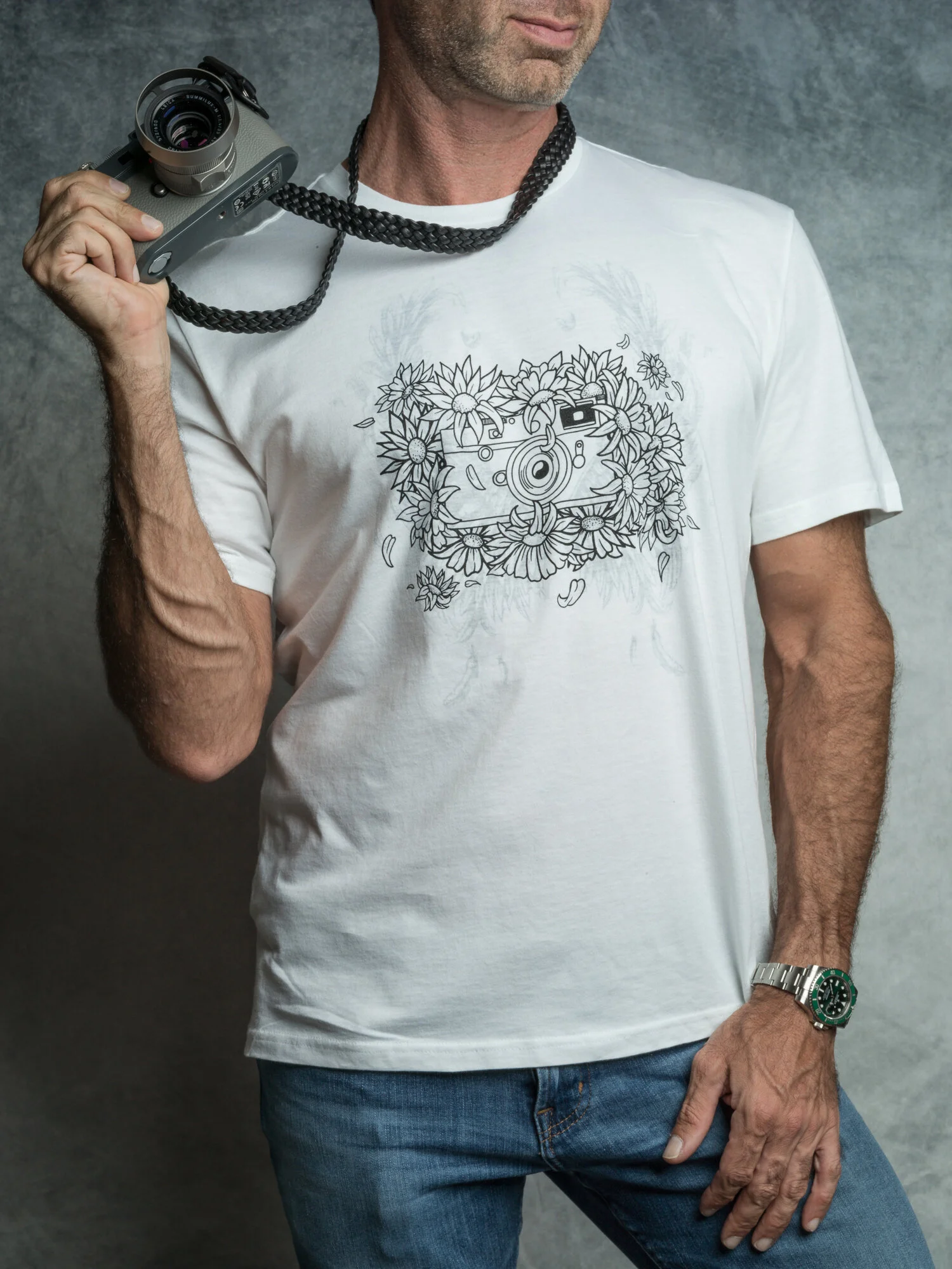 The Vi Vante "Camera Reborn" T-Shirt Mens Select Size