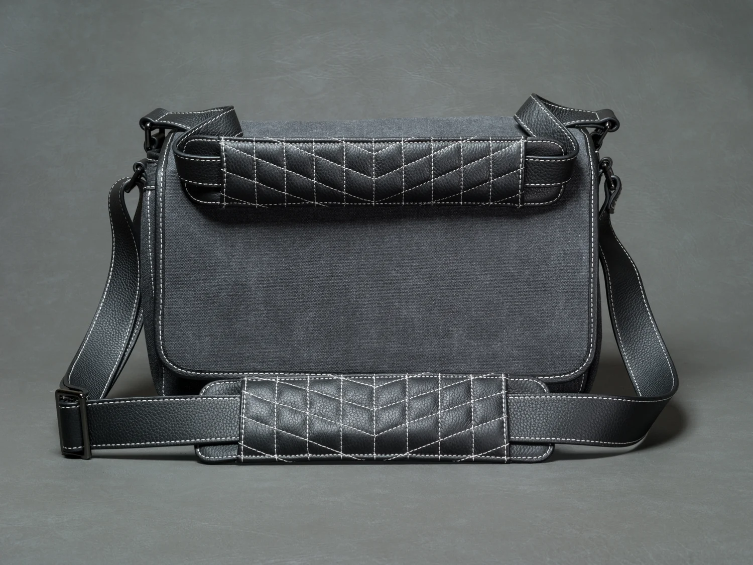 Waxed Canvas &amp; Leather Camera bag by Vi Vante microsuede interior luxury designer