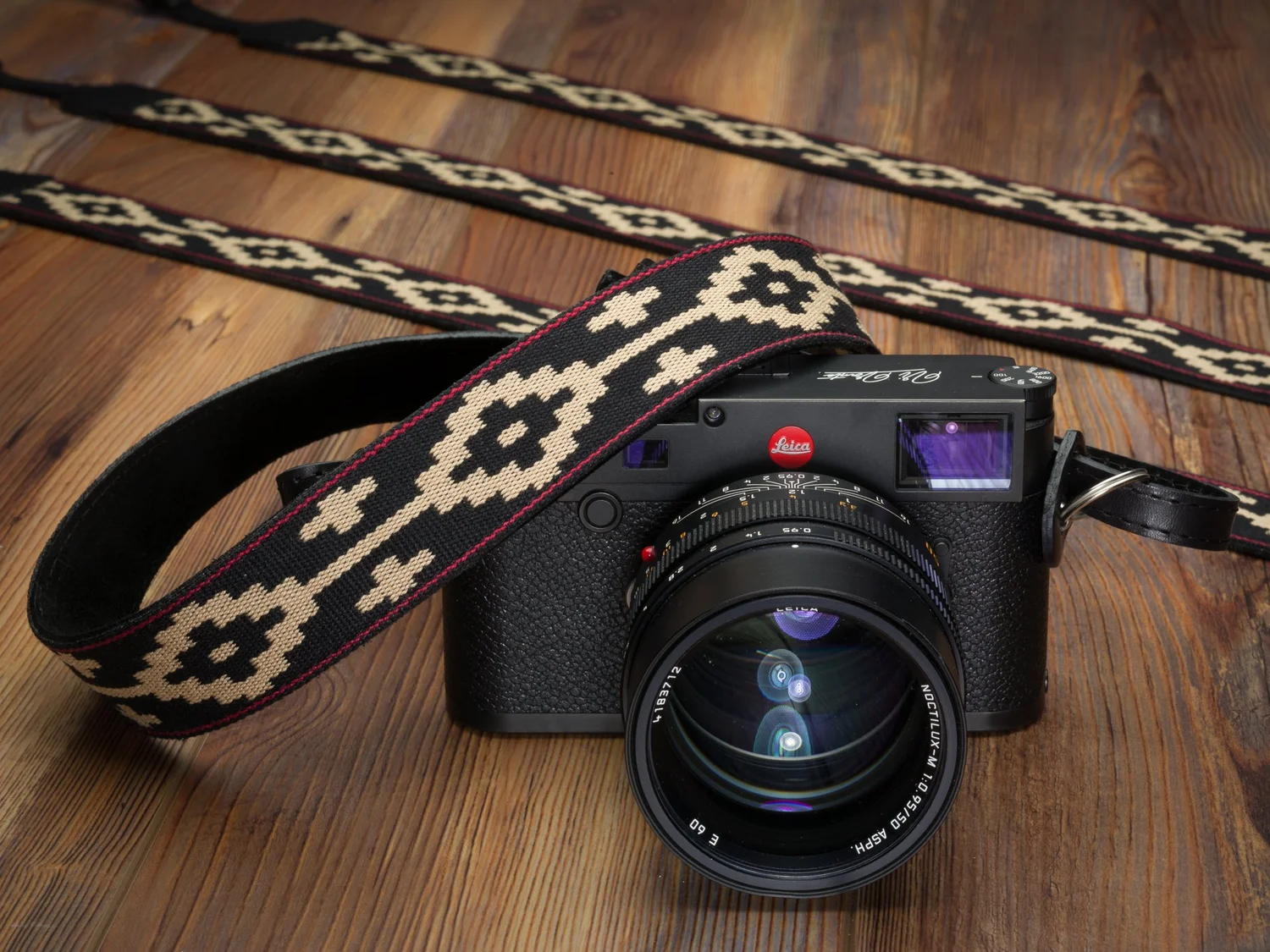 The Vi Vante Gaucho "Patagonia" Leather Camera Strap; Adustable Fits Slotted and Lug Mounts, image 6