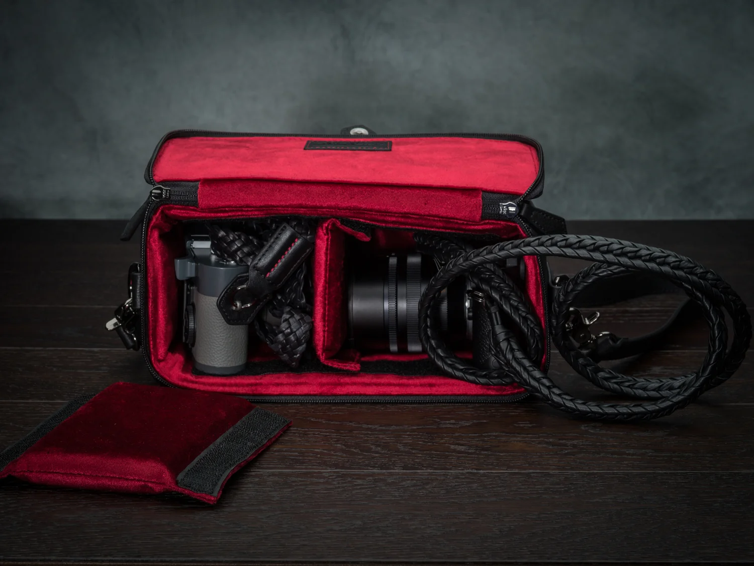 "The Outlander" Leather Camera Bag by Vi Vante  , image 7