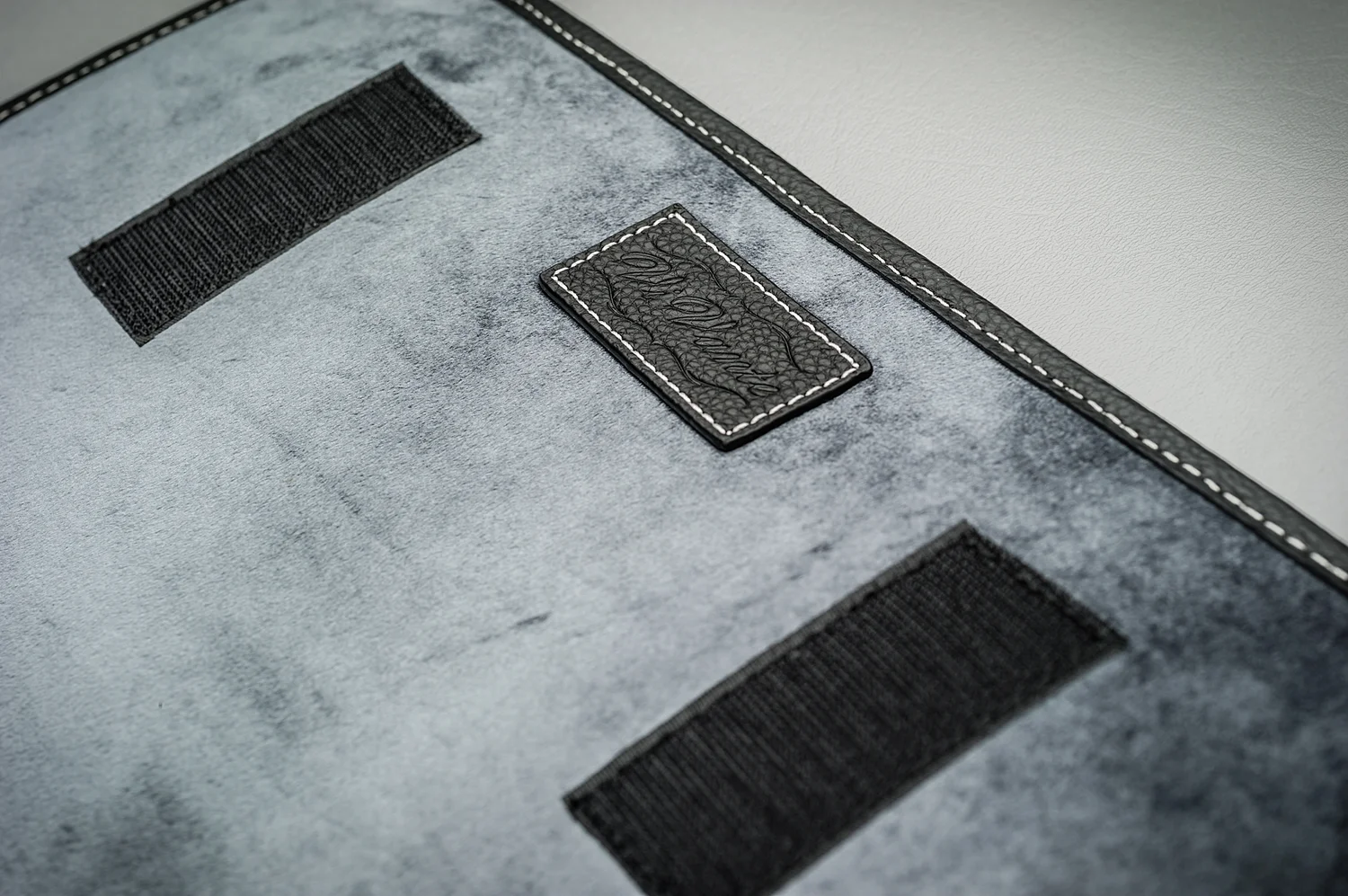waxed canvas large messenger camera bag for dslr mirrorless cameras Nikon canon leica sony fuji Hasselblad phase one